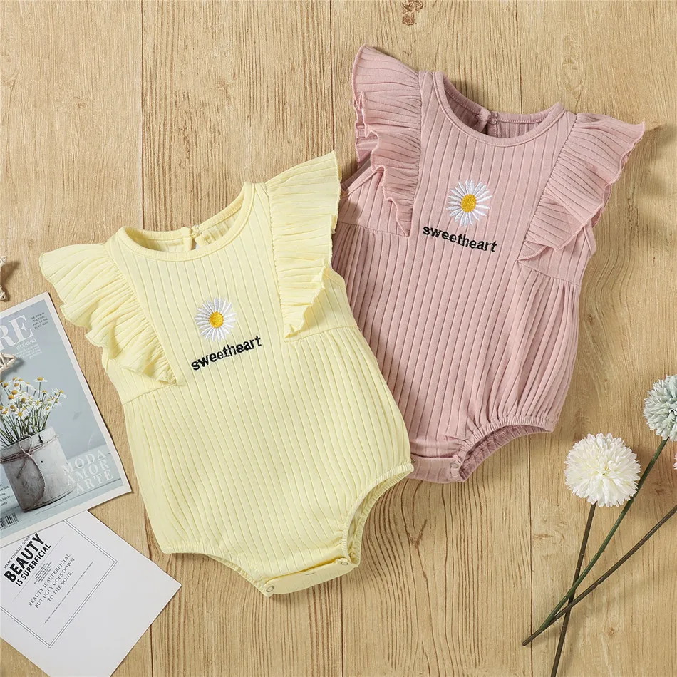 Baby Daisy Embroidery Ribbed Romper, Sleeveless Short Jumpsuit with Ruffles Kids Girls Summer Casual Romper Children Clothes
Baby Daisy Embroidery Ribbed Romper, Sleeveless Short Jumpsuit with Ruffles Kids Girls Summer Casual Romper Children Clothes