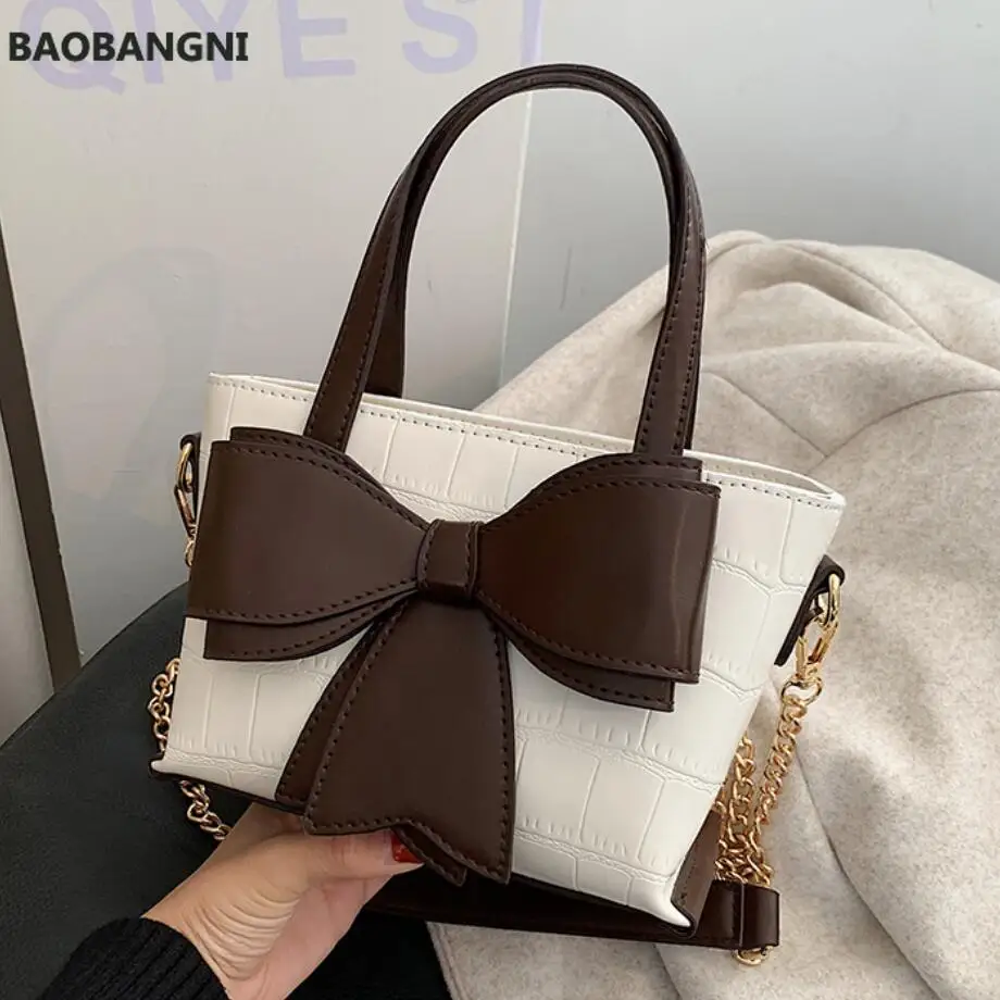 Crocodile pattern Bow Tote Bucket bag Fashion New Quality PU Leather Women's Designer Handbag Chain Shoulder Messenger Bag
Crocodile pattern Bow Tote Bucket bag Fashion New Quality PU Leather Women's Designer Handbag Chain Shoulder Messenger Bag