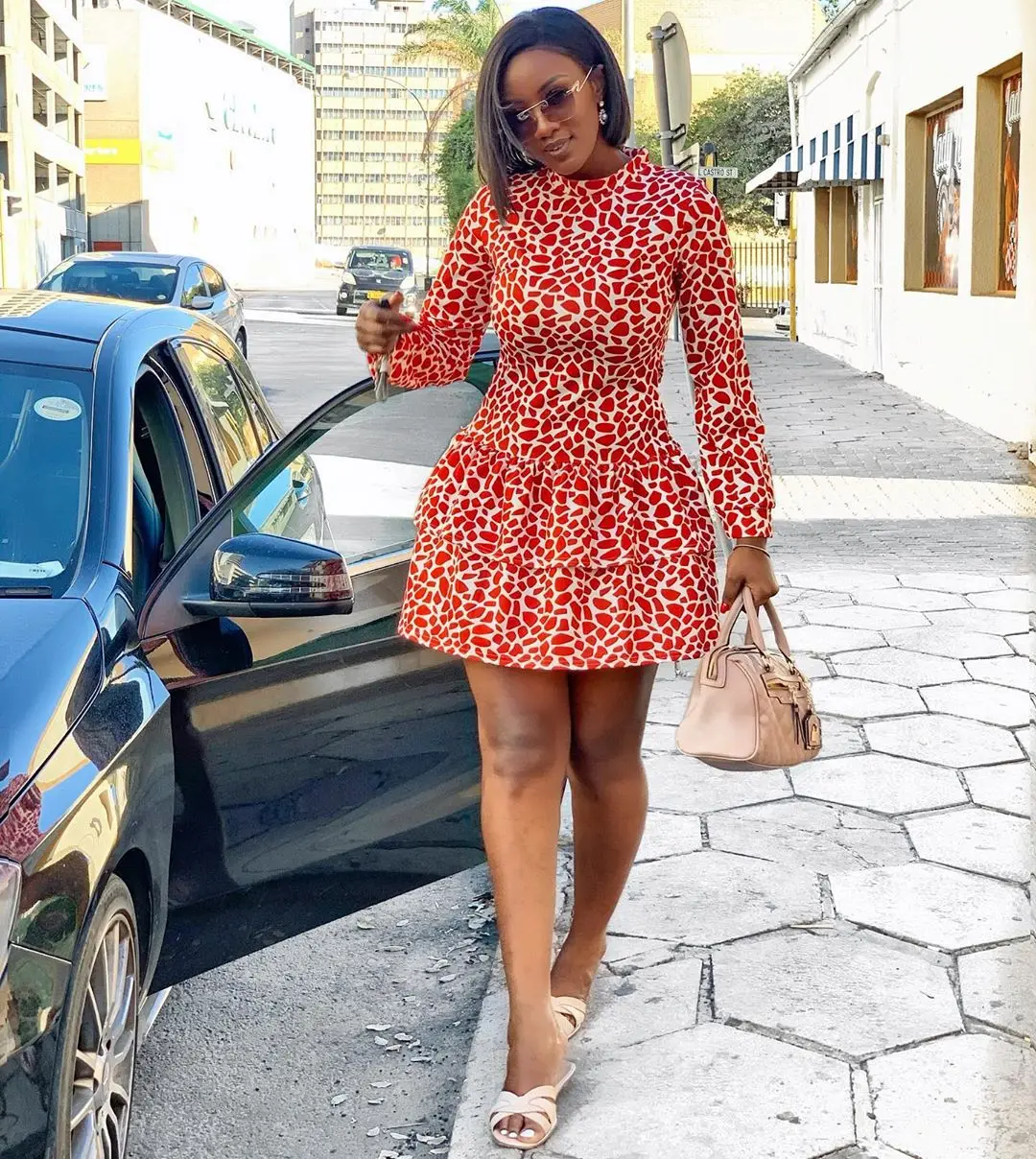 Women African Dress Bodycon Leisure Floral Print Bazin African Fashion Ankara Style Dashiki Full Sleeve Round Neck Skirt Sexy
Women African Dress Bodycon Leisure Floral Print Bazin African Fashion Ankara Style Dashiki Full Sleeve Round Neck Skirt Sexy