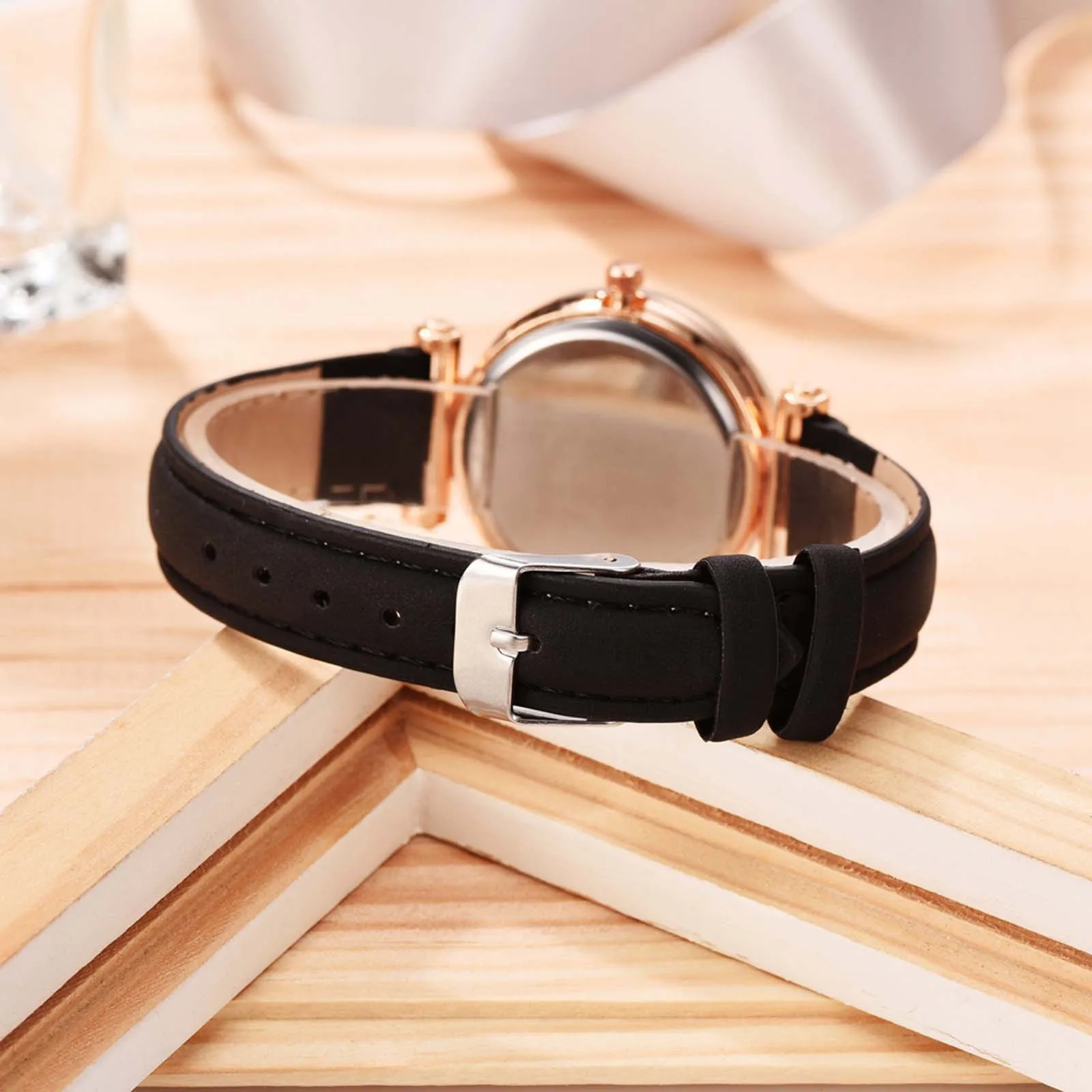 Women Watch And Bracelet Set Starry Sky Female Clock Quartz Wristwatch Fashion Ladies Wrist Watch Reloj Mujer Relogio Feminino
Women Watch And Bracelet Set Starry Sky Female Clock Quartz Wristwatch Fashion Ladies Wrist Watch Reloj Mujer Relogio Feminino