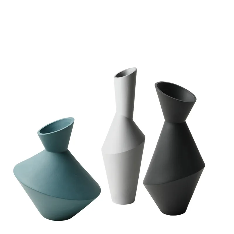 Nordic style home decoration ins creative vase geometric abstract crafts living room soft decoration geometric ceramic flower
Nordic style home decoration ins creative vase geometric abstract crafts living room soft decoration geometric ceramic flower