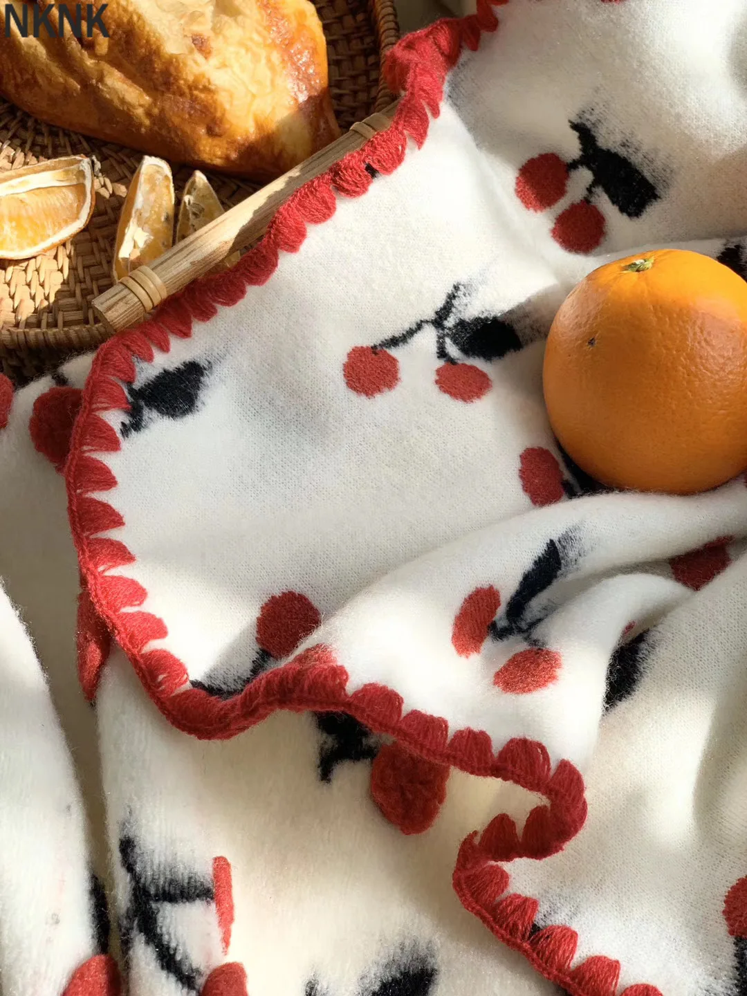 

3D Cherry Strawberry Jacquard Wool Mixed Baby Blanket Sweet Baby Girl Swaddle Blanket Crib Beddings Newborn Receiving blanket