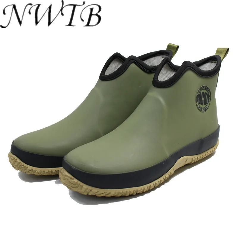 Men's Slip-on Rain Boots Waterproof Rubber Ankle Boots Outdoor Casual Fishing Boots Students Rain Shoes Male Platform Booties46
Men's Slip-on Rain Boots Waterproof Rubber Ankle Boots Outdoor Casual Fishing Boots Students Rain Shoes Male Platform Booties46
