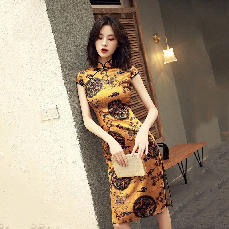 Yellow Exquisite Print Traditional Chinese Dress Women Sexy Slim Short Sleeve Qipao Vintage Button Trim Elegant Cheongsam
Yellow Exquisite Print Traditional Chinese Dress Women Sexy Slim Short Sleeve Qipao Vintage Button Trim Elegant Cheongsam