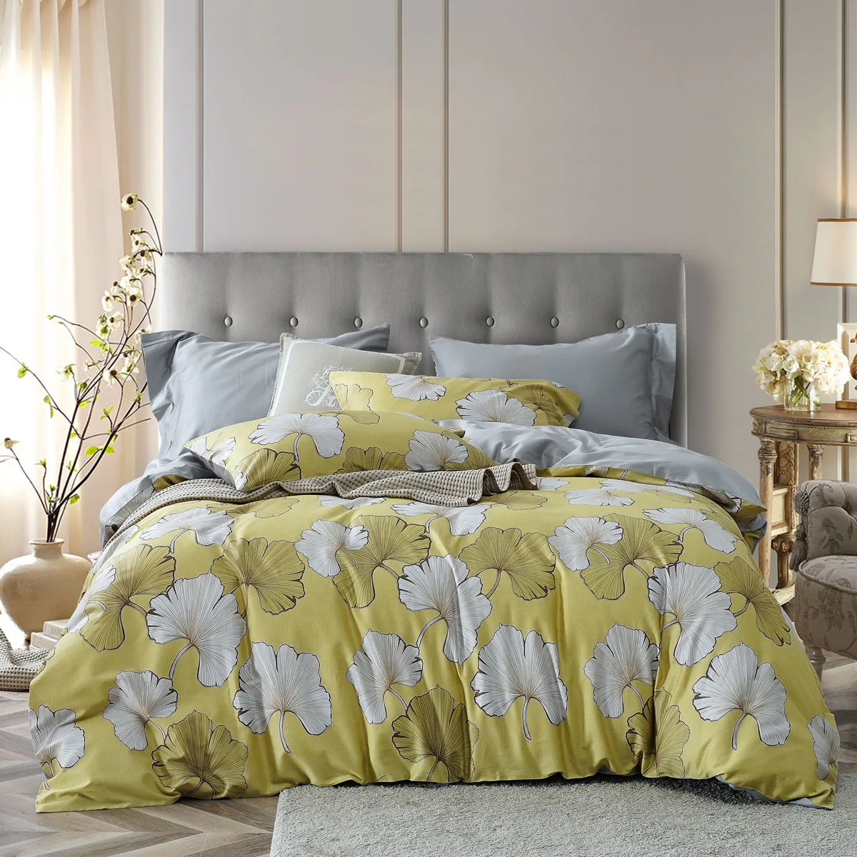 Silky Chinoiserie Style Birds Plant Cover Bed Sheet King Queen Size Bedding Set
Silky Chinoiserie Style Birds Plant Cover Bed Sheet King Queen Size Bedding Set