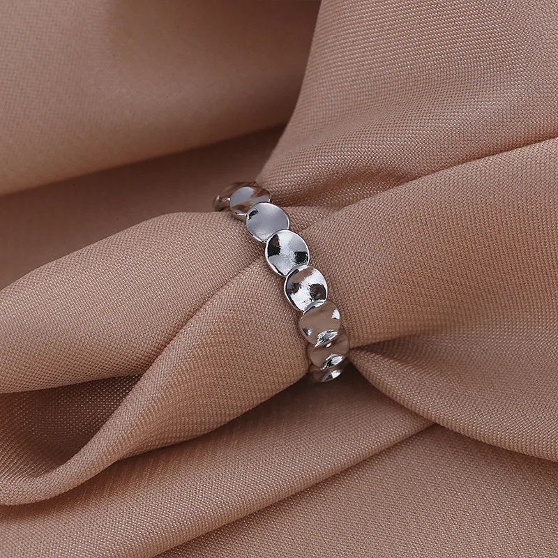 Personality Jewelry Geometric Ring Female New Design Original Jewelry Small Disc Stitching Ring Wholesale Popular Accessories
Personality Jewelry Geometric Ring Female New Design Original Jewelry Small Disc Stitching Ring Wholesale Popular Accessories