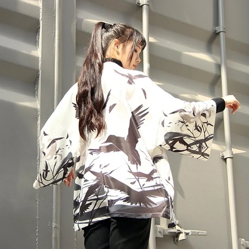 Japanese Kimono Women Cardigan Summer Yukata Female Chinese Kimono Harajuku Kawaii Clothing Blouse Shirt White Haori Obi
Japanese Kimono Women Cardigan Summer Yukata Female Chinese Kimono Harajuku Kawaii Clothing Blouse Shirt White Haori Obi