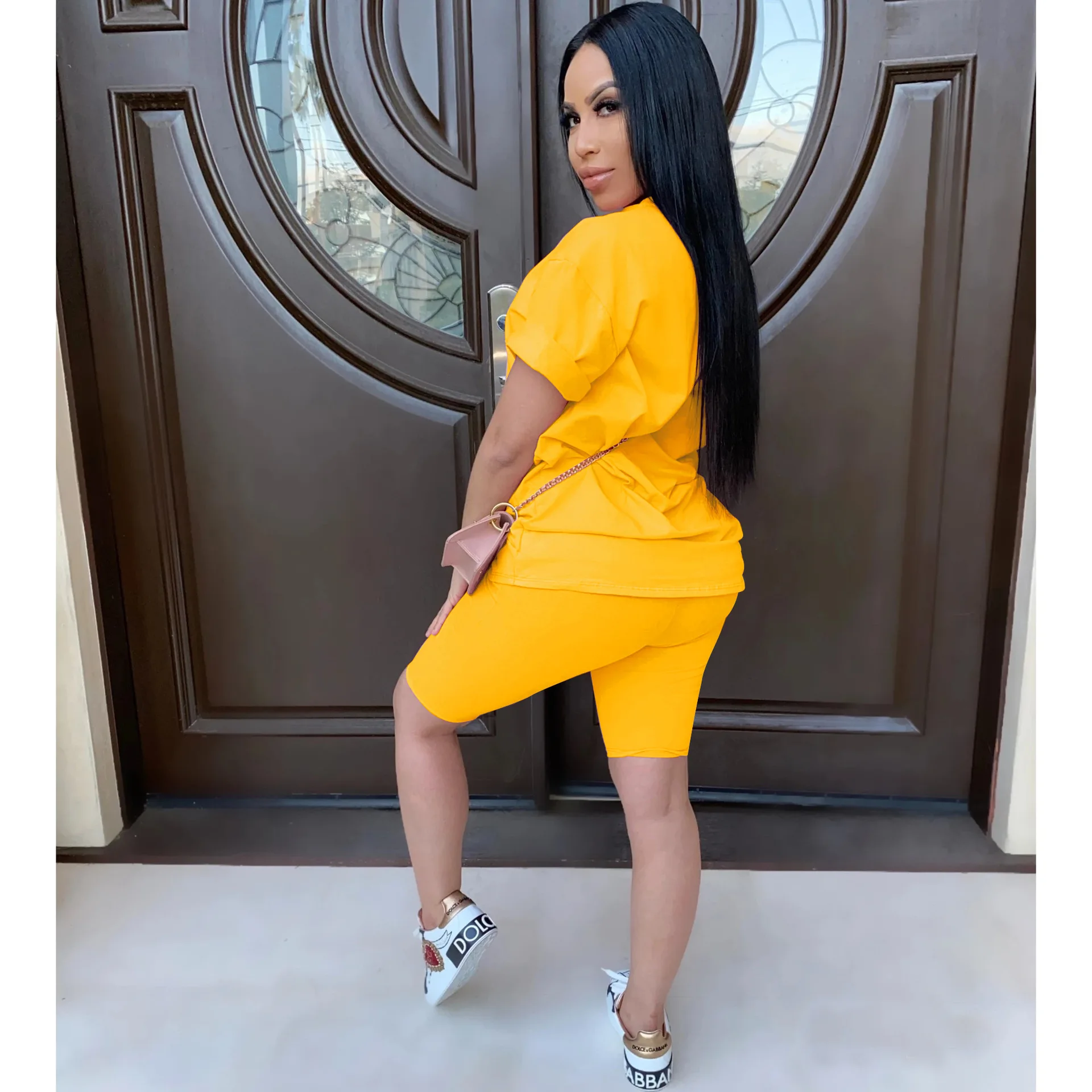 Summer Wholesale Casual Women Letter Print O Neck Short Sleeve T-shirt And Shorts Sport Wear Casual Femme Suit Tracksuit
Summer Wholesale Casual Women Letter Print O Neck Short Sleeve T-shirt And Shorts Sport Wear Casual Femme Suit Tracksuit