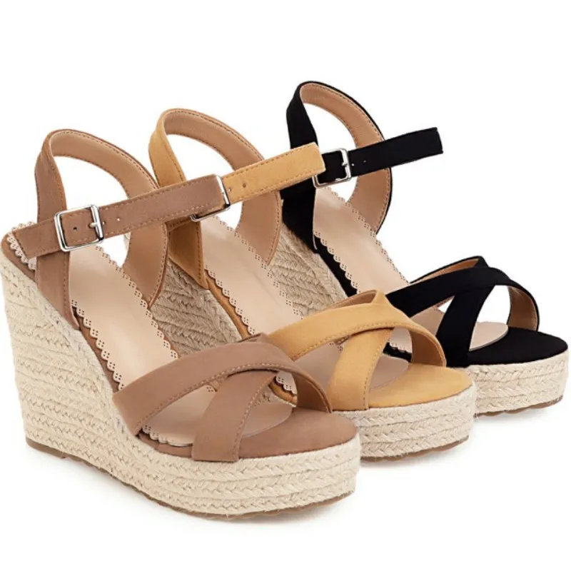 Fanyuan Wedge High Heel Buckle Sandals Cut Outs Summer Fashion Ladies Pumps Flock Platform Antiskid Women Shoes Big Size34-43
Fanyuan Wedge High Heel Buckle Sandals Cut Outs Summer Fashion Ladies Pumps Flock Platform Antiskid Women Shoes Big Size34-43