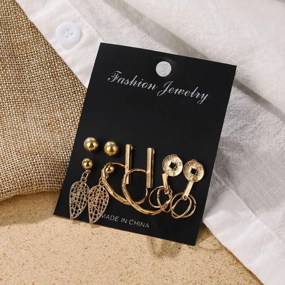 Fashion Women's Earrings Set Pearl Crystal Stud Earrings For Women 2020 Boho Geometric Round Flower Tassel Earrings Punk Jewelry
Fashion Women's Earrings Set Pearl Crystal Stud Earrings For Women 2020 Boho Geometric Round Flower Tassel Earrings Punk Jewelry