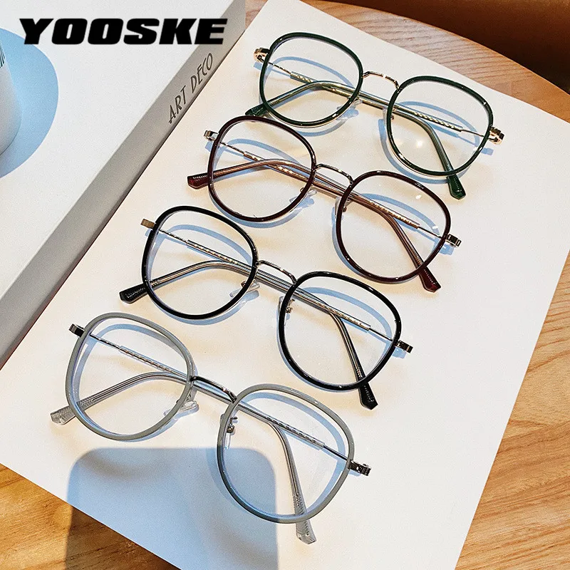 YOOSKE 2021 Fashion Anti Blue Light Glasses Frame Women Men Metal Glasses Frames Vintage Optical Eyeglasses Black Spectacles
YOOSKE 2021 Fashion Anti Blue Light Glasses Frame Women Men Metal Glasses Frames Vintage Optical Eyeglasses Black Spectacles