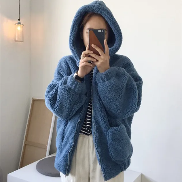 2020 Lamb Mid-length Winter Hooded Faux Fur Jacket Women Wool-like Particle Sheep Reversible Plush Coat Autumn Clothes For Women
2020 Lamb Mid-length Winter Hooded Faux Fur Jacket Women Wool-like Particle Sheep Reversible Plush Coat Autumn Clothes For Women