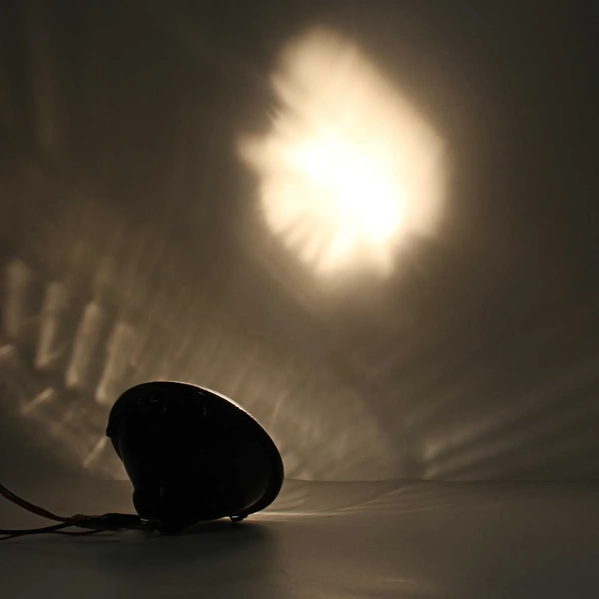 1 PCS Fog Light Headlamps with H4 55W 7'' Round 178mm For Patrol MQ GQ Y60 #SSB7019N-KIT 17.5x 17.5x 10cm Car Light Assembly
1 PCS Fog Light Headlamps with H4 55W 7'' Round 178mm For Patrol MQ GQ Y60 #SSB7019N-KIT 17.5x 17.5x 10cm Car Light Assembly