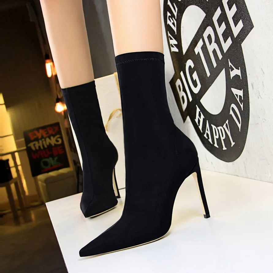 Sexy Sock Boots Knitting Stretch Boots High Heels For Women Fashion Shoes 2021 Spring Autumn Ankle Boots Booties Female
Sexy Sock Boots Knitting Stretch Boots High Heels For Women Fashion Shoes 2021 Spring Autumn Ankle Boots Booties Female