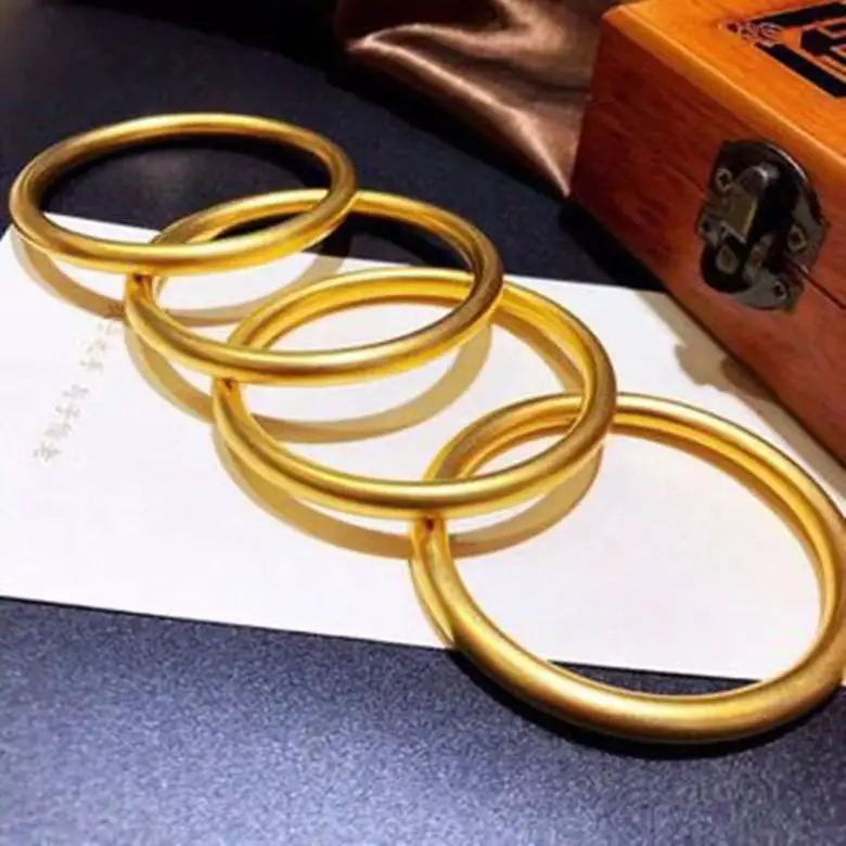 14K Gold Plated Silver Frosted/glossy Vintage Women's Simple Closed Inner Diameter 56-62cm Bracelet
14K Gold Plated Silver Frosted/glossy Vintage Women's Simple Closed Inner Diameter 56-62cm Bracelet