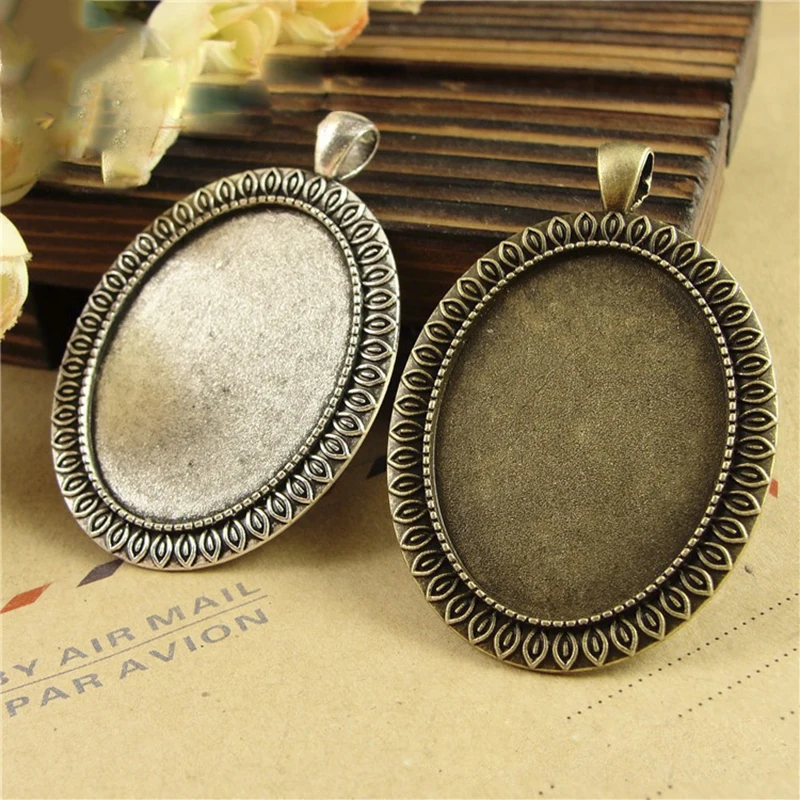 5pcs Oval Blank Cabochon Base Antique Bronze Metal Cameo Fit 30*40mm Pendant Setting Jewelry Components Charms Pendants
5pcs Oval Blank Cabochon Base Antique Bronze Metal Cameo Fit 30*40mm Pendant Setting Jewelry Components Charms Pendants