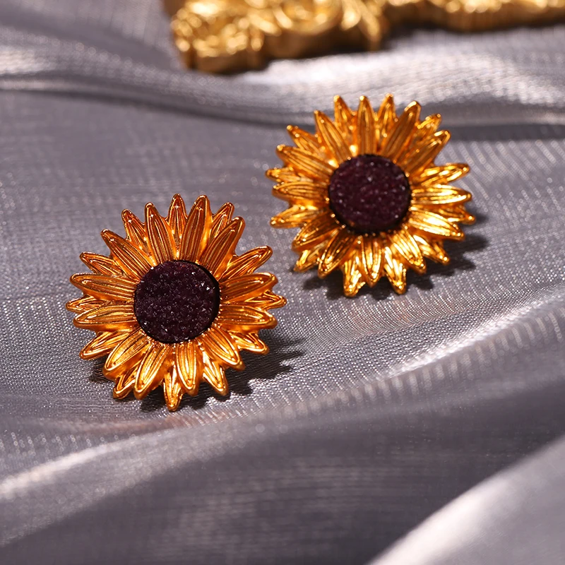 Sunflower Enamel Pins Plants Stud Earring Custom Brooches Lapel Badge Cartoon Jewelry Gift for Wife Lover Girl
Sunflower Enamel Pins Plants Stud Earring Custom Brooches Lapel Badge Cartoon Jewelry Gift for Wife Lover Girl