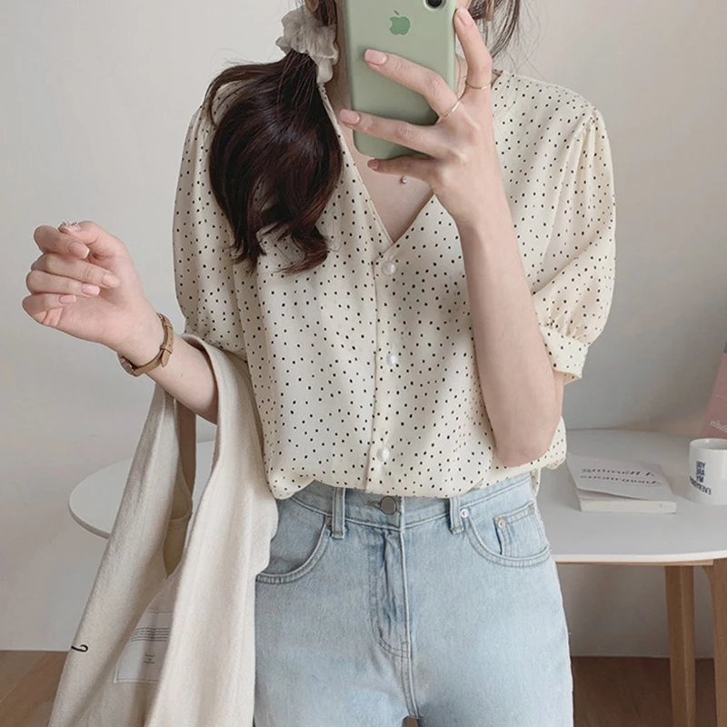 shintimes Polka Dot Chiffon Blouse V-Neck Woman Clothes 2020 Summer Tops Short Sleeve Shirt Women Blouses Shirts Chemisier Femme
shintimes Polka Dot Chiffon Blouse V-Neck Woman Clothes 2020 Summer Tops Short Sleeve Shirt Women Blouses Shirts Chemisier Femme