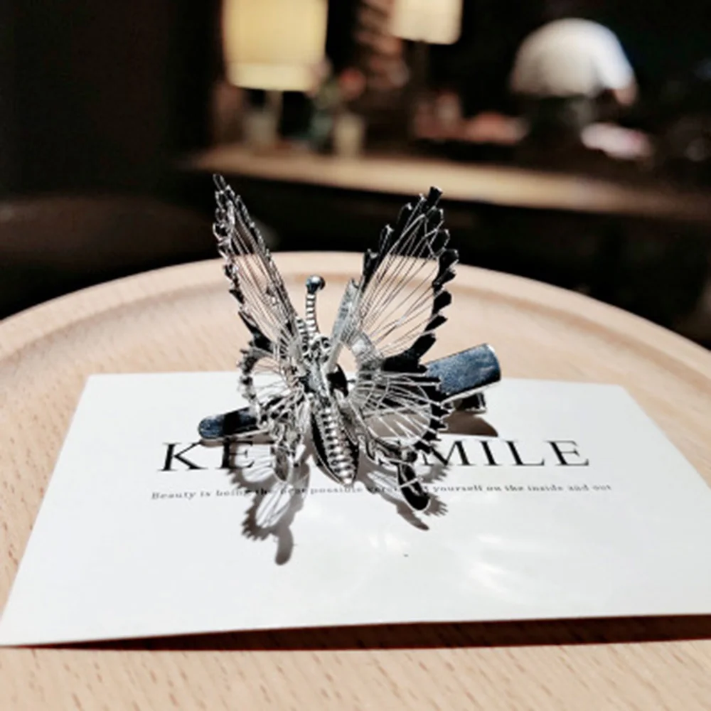 Korean Bangs Clip imulation Butterfly Hairpin For Women Girl Headdress Rhinestone Duckbill Clip Hold Hair Accessories
Korean Bangs Clip imulation Butterfly Hairpin For Women Girl Headdress Rhinestone Duckbill Clip Hold Hair Accessories