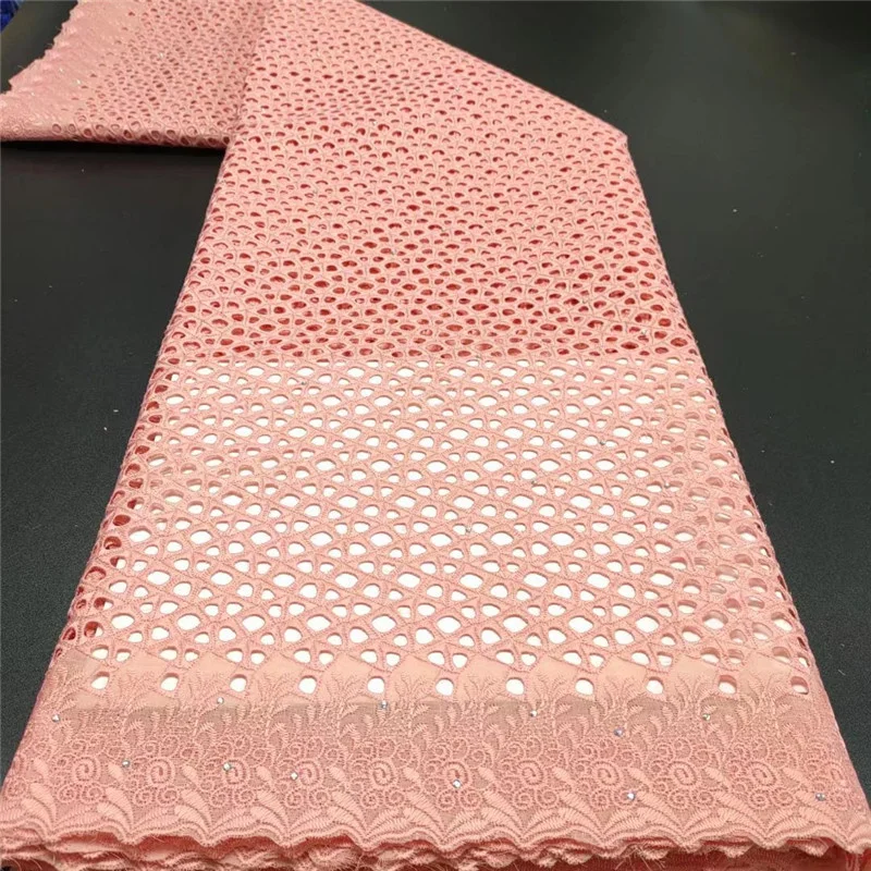 5Y хлопчатобумажная кружевная ткань высокого качества нигерийское кружево 2021 швейцарская вуаль кружевная ткань вышитые африканские сухие ...
5Y хлопчатобумажная кружевная ткань высокого качества нигерийское кружево 2021 швейцарская вуаль кружевная ткань вышитые африканские сухие ...