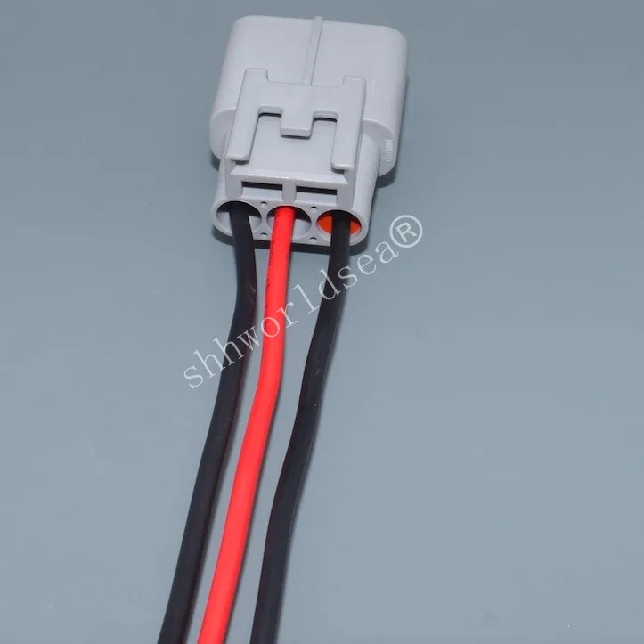Shhworldsea 3 Pin 4.8MM Male Female Electric Fan Plug Automotive Connector 6188-0129 6189-0165 For Toyota Carola Corolla Camry
Shhworldsea 3 Pin 4.8MM Male Female Electric Fan Plug Automotive Connector 6188-0129 6189-0165 For Toyota Carola Corolla Camry