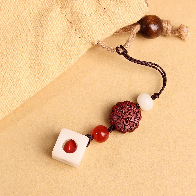Original hand-woven creative couple pendant exquisite dice an red bean mobile phone chain key chain pendant creative cute gift
Original hand-woven creative couple pendant exquisite dice an red bean mobile phone chain key chain pendant creative cute gift