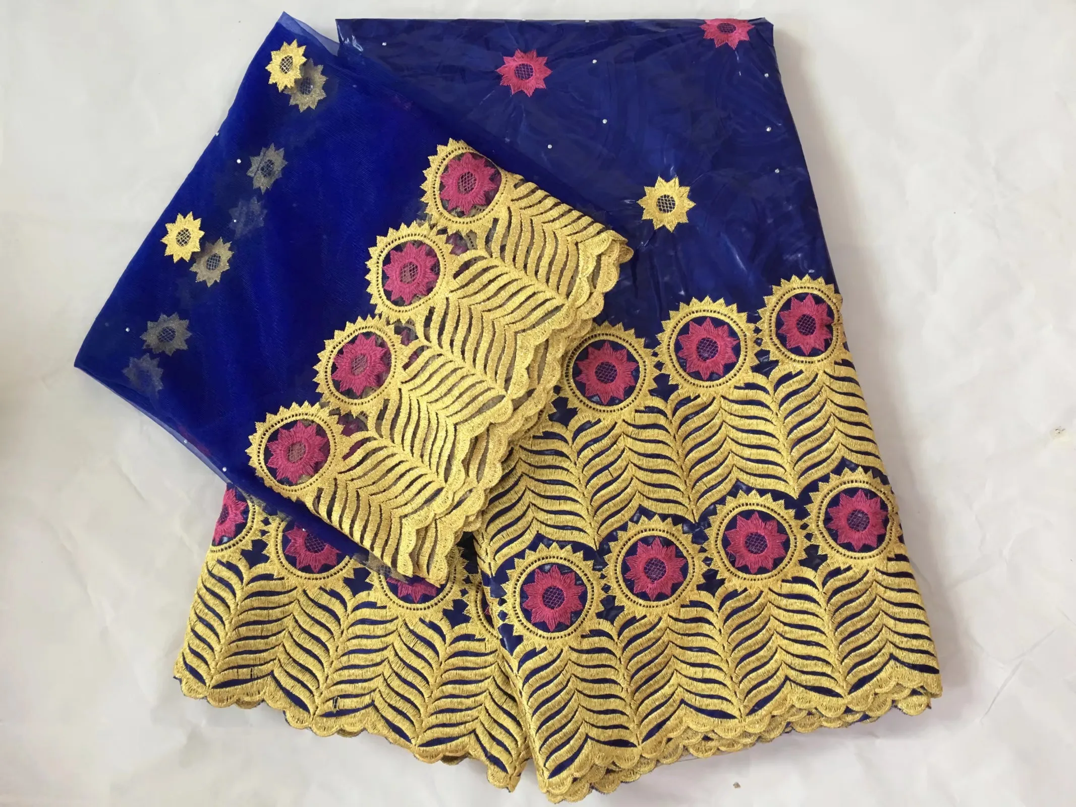 Hot Selling African Bazin Riche Getzner Fabric With Stones Guinea Brocade Fabric High Quality Cotton Bazin Riche Fabric 5+2yards
Hot Selling African Bazin Riche Getzner Fabric With Stones Guinea Brocade Fabric High Quality Cotton Bazin Riche Fabric 5+2yards