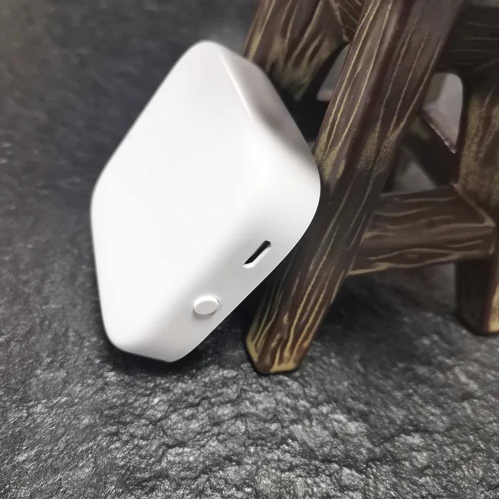 Tuya Zigbee Bridge Smart Home Zigbee Gateway Hub Remote Control Zigbee Devices Via Smart Life APP Works with Alexa Google Home
Tuya Zigbee Bridge Smart Home Zigbee Gateway Hub Remote Control Zigbee Devices Via Smart Life APP Works with Alexa Google Home
