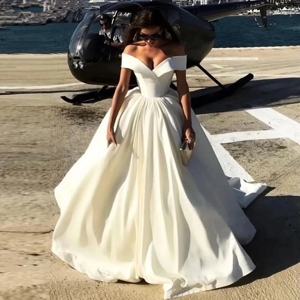 Vestido De Noiva A-line Satin Wedding Dresses 2020 Off the Shoulder Floor Length Sleeveless Bridal Gowns
Vestido De Noiva A-line Satin Wedding Dresses 2020 Off the Shoulder Floor Length Sleeveless Bridal Gowns