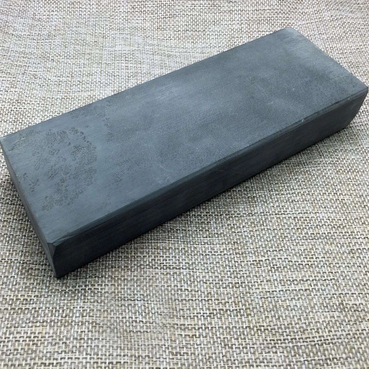 Big block Knife sharpener whetstone razor Knife water whetstone sharpening bar block Guangxi Polishing Hone stone 8000# 
Big block Knife sharpener whetstone razor Knife water whetstone sharpening bar block Guangxi Polishing Hone stone 8000#