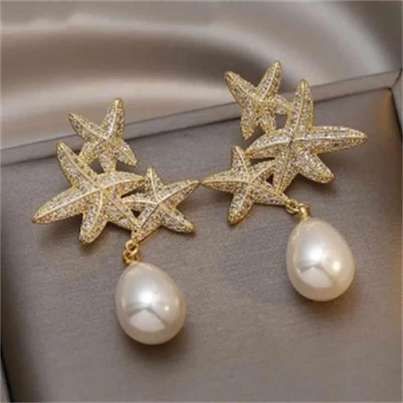 Temperament Gold Color Three Starfish Connected Zircon Earrings Water Drop Pearl Dangle Earrings For Women Wedding Jewelry Gifts
Temperament Gold Color Three Starfish Connected Zircon Earrings Water Drop Pearl Dangle Earrings For Women Wedding Jewelry Gifts