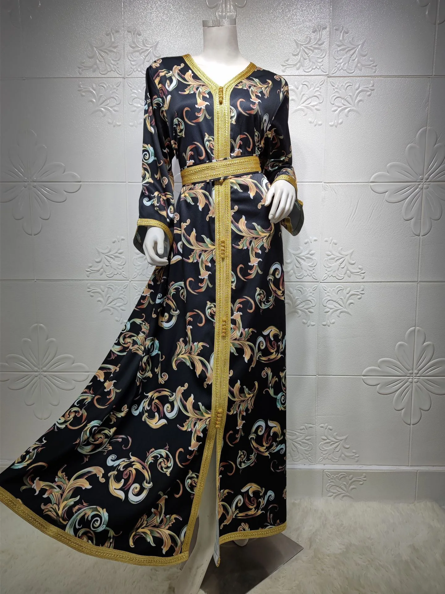 Winni 2021Middle East Traditional Dubai Long Dresses For Women Plus Size V-Neck flower Printed Abaya For African Women
Winni 2021Middle East Traditional Dubai Long Dresses For Women Plus Size V-Neck flower Printed Abaya For African Women