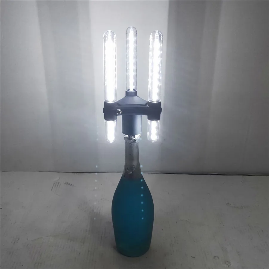 3 Head Rechargeable LED Strobe Baton Champagne Bottle Flashing Stick Service Sparklers For Wedding Party KTV Bar Club Decor
3 Head Rechargeable LED Strobe Baton Champagne Bottle Flashing Stick Service Sparklers For Wedding Party KTV Bar Club Decor