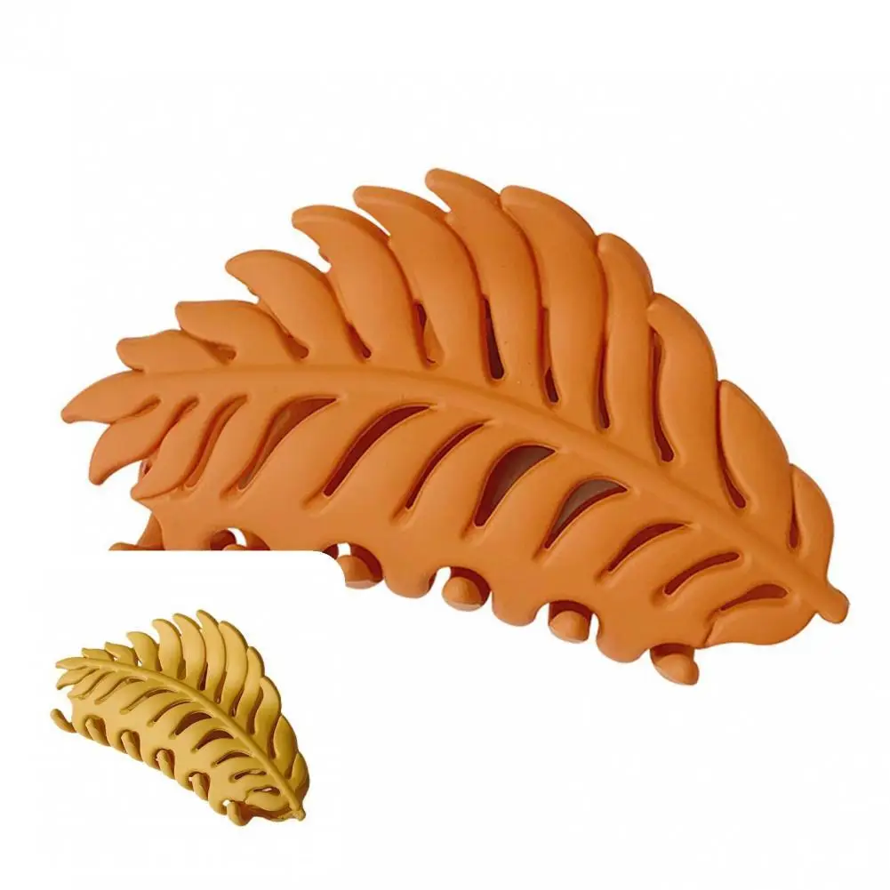 Women Hair Clip Stylish Multiple Colors Non-slip Leaf Shape Women Hair Clip Hair Claw Clip for Office
Women Hair Clip Stylish Multiple Colors Non-slip Leaf Shape Women Hair Clip Hair Claw Clip for Office