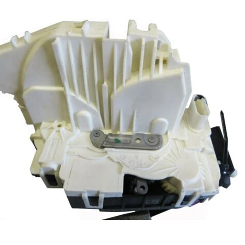 Front Left Door Lock,Latch Actuator 2047201535 for Mercedes-Benz C E GLK Class 
Front Left Door Lock,Latch Actuator 2047201535 for Mercedes-Benz C E GLK Class