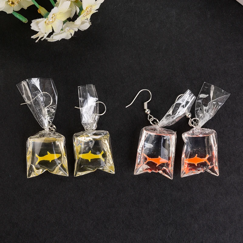 1 Pair Resin Goldfish Drop Earring Koi In Water Bag Charms Fashion Jewelry for Children and Woman
1 Pair Resin Goldfish Drop Earring Koi In Water Bag Charms Fashion Jewelry for Children and Woman