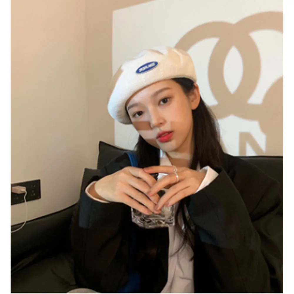Spring Korean version of the beret women's breathable wild casual painter hat women's tide cotton and linen
Spring Korean version of the beret women's breathable wild casual painter hat women's tide cotton and linen