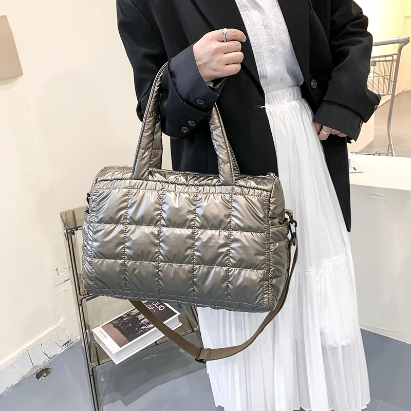 Brand Designer Space Cotton Single Shoulder Bags for Women Winter 2021 Fashion Down Crossbody Bag Lady Luxury Handbag and Purse 
Brand Designer Space Cotton Single Shoulder Bags for Women Winter 2021 Fashion Down Crossbody Bag Lady Luxury Handbag and Purse
