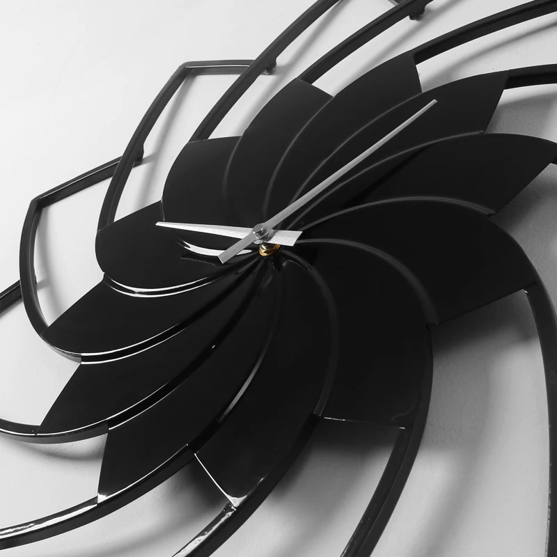 European Minimalist Wall Clock Simple Large Modern Creative Wall Watch Black Fashion Wall Decorations Living Room Wall Ornament
European Minimalist Wall Clock Simple Large Modern Creative Wall Watch Black Fashion Wall Decorations Living Room Wall Ornament