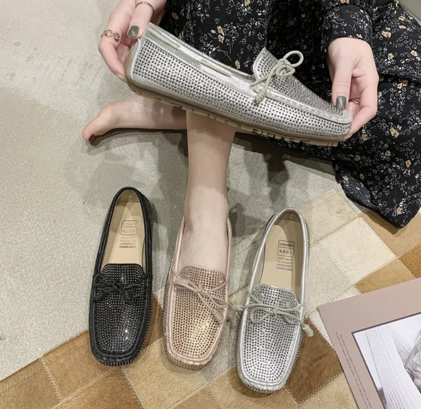 Pointed Toe Lightweight Shoes Women Flat Autumn Round Shallow Shoes Women Flat Loafers Bling Ladies Shoes Woman Boat Shoes
