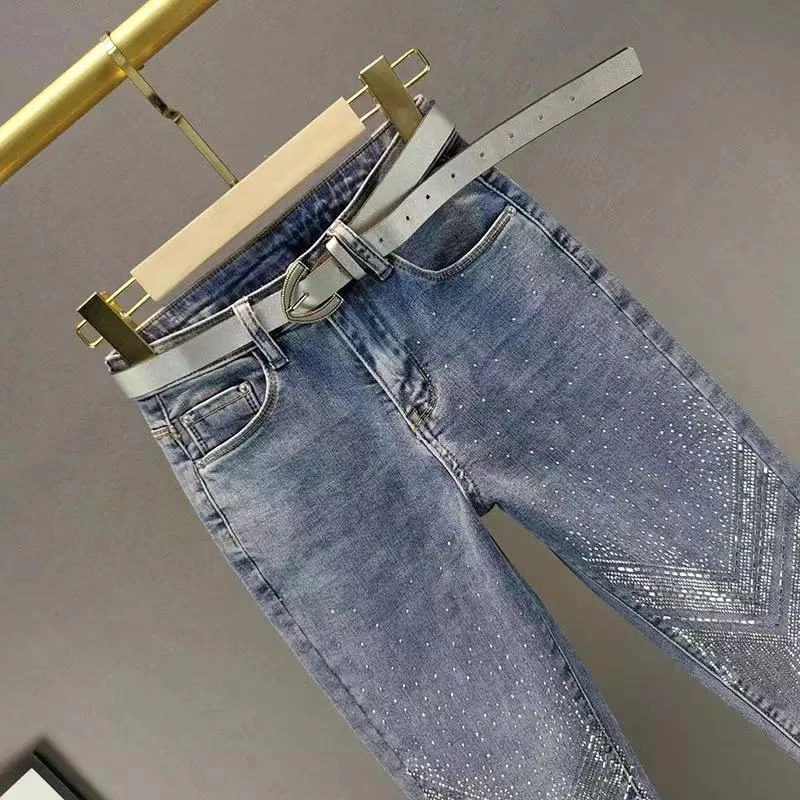 Highquality heavy industrydiamond-studded skinny jeans women's springand summer new elastic high waist slimming nine-point pants
Highquality heavy industrydiamond-studded skinny jeans women's springand summer new elastic high waist slimming nine-point pants