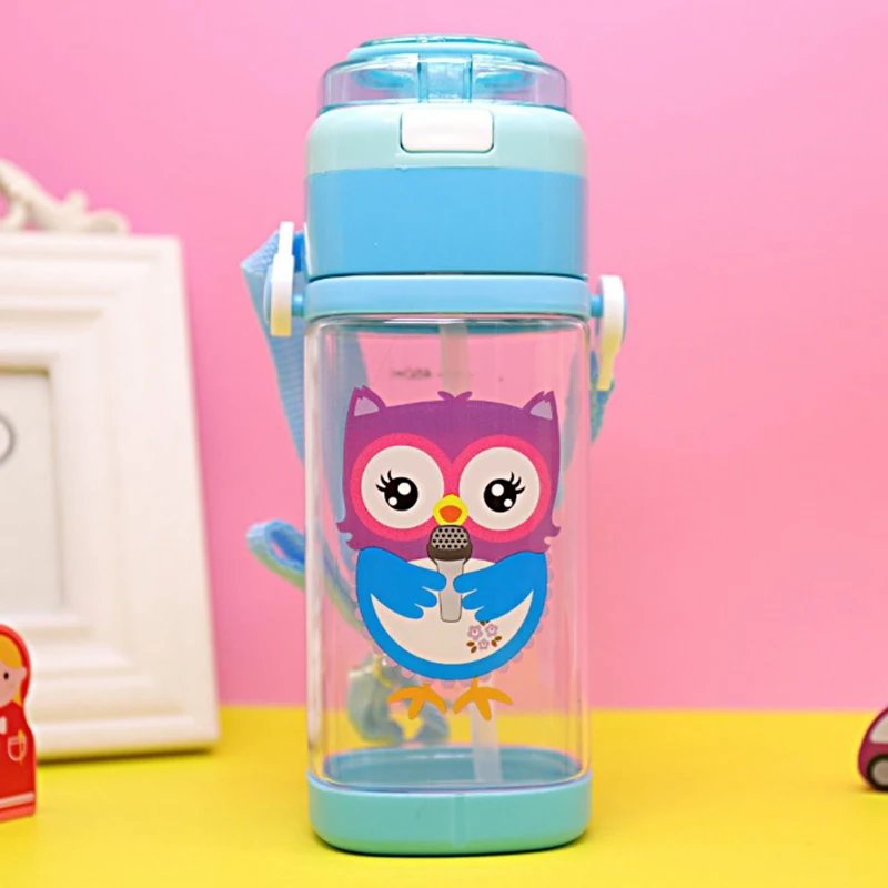 Cartoon Children Students Readily Cup Baby Large Capacity Water Bottle With Strap Infant Straw Cup 500ML 
Cartoon Children Students Readily Cup Baby Large Capacity Water Bottle With Strap Infant Straw Cup 500ML