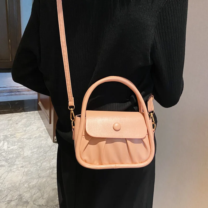 Fashion Pleated Women Small Square Shoulder Bag Flap PU Leather Ladies Mini Messenger Bags Solid Color Female Purse Handbags 
Fashion Pleated Women Small Square Shoulder Bag Flap PU Leather Ladies Mini Messenger Bags Solid Color Female Purse Handbags