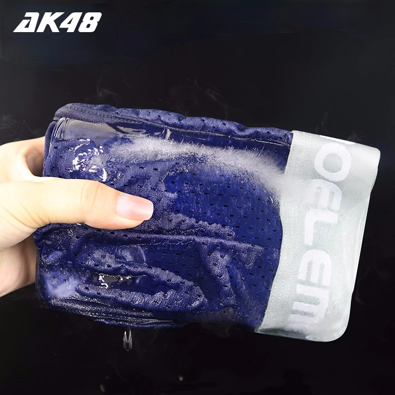 BOBTXS Ice silk men's underwear summer breathable mesh traceless boxer thin sexy u convex quick drying boxer underpants
BOBTXS Ice silk men's underwear summer breathable mesh traceless boxer thin sexy u convex quick drying boxer underpants