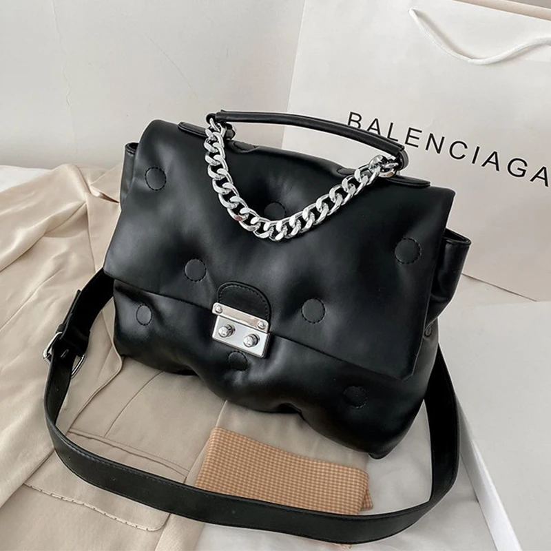 Brand Designer Small Chain Leather Crossbody Bags for Women 2021 New Simple Totes Shoulder Bag Lady Luxury Handbags and Purses
Brand Designer Small Chain Leather Crossbody Bags for Women 2021 New Simple Totes Shoulder Bag Lady Luxury Handbags and Purses