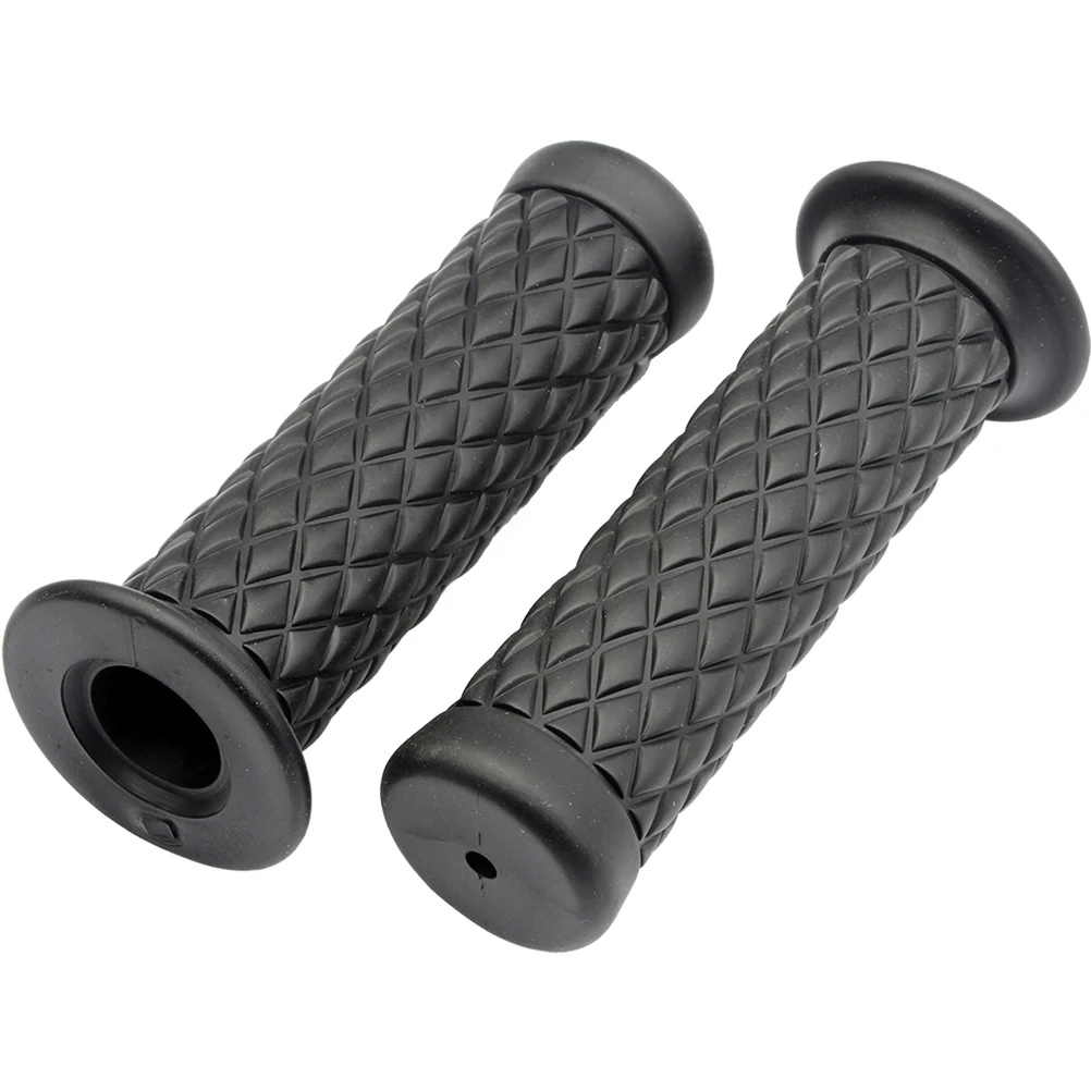 Retro Motorcycle Grips Rubber Handle Bar Anti-slip Rubber Motorcycle Grip Motorcycle Handlebar for CG125.GN
Retro Motorcycle Grips Rubber Handle Bar Anti-slip Rubber Motorcycle Grip Motorcycle Handlebar for CG125.GN