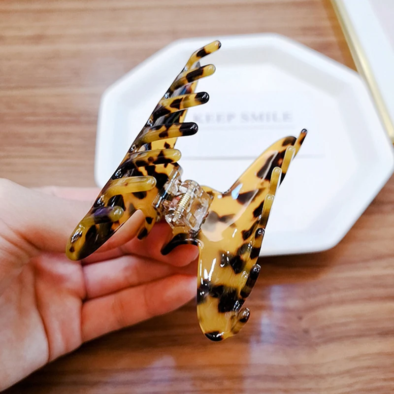 Large Accetate Leopard Print Acrylic Hairpins Hair Clip Crab Hair Claws For Women Girl Hair Accessories Headdress Party Gifts
Large Accetate Leopard Print Acrylic Hairpins Hair Clip Crab Hair Claws For Women Girl Hair Accessories Headdress Party Gifts