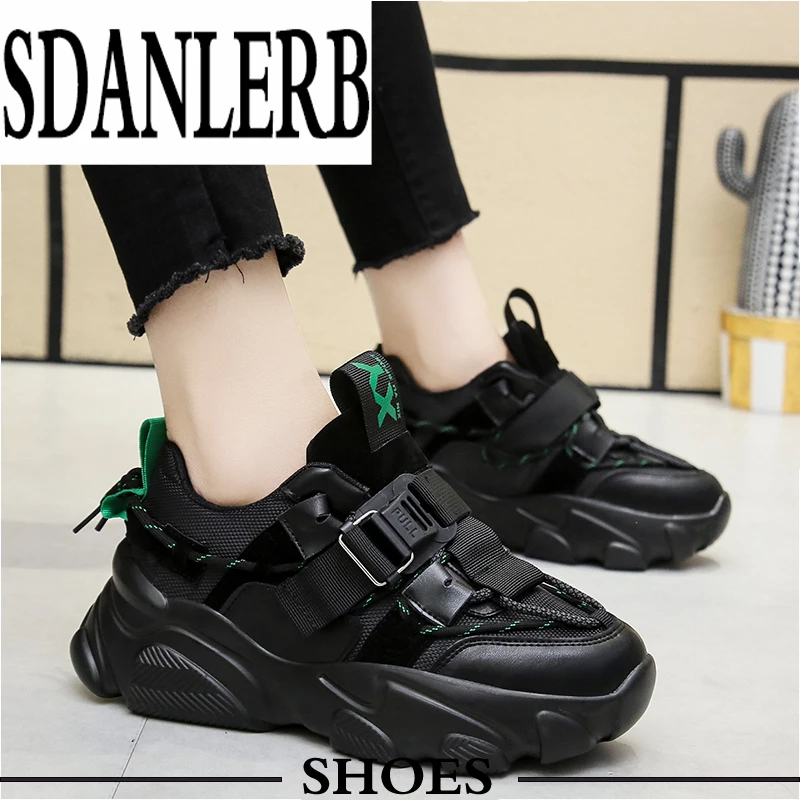 2021 Plus Size 35-43 Unisex Fashion Sneakers Weave Sole Buckle Casual Sport Shoes Women Men Couple Shoes sneakers women
2021 Plus Size 35-43 Unisex Fashion Sneakers Weave Sole Buckle Casual Sport Shoes Women Men Couple Shoes sneakers women