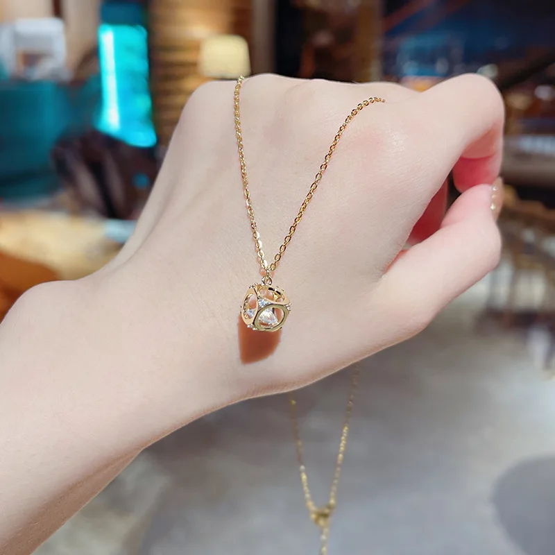New Zircon Hollow Square Pendant Necklace For Women Fashion Gold Color Stainless Steel Choker Necklace Clavicle Chain Jewelry
New Zircon Hollow Square Pendant Necklace For Women Fashion Gold Color Stainless Steel Choker Necklace Clavicle Chain Jewelry