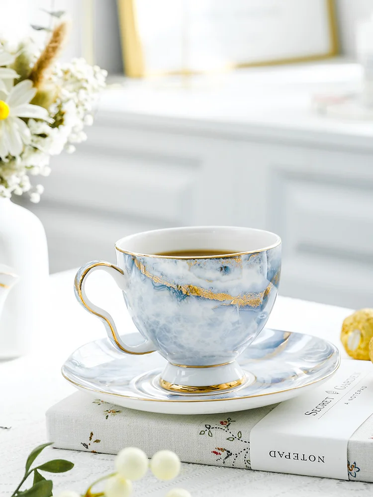 Luxury Porcelain Latte Coffee Cup Design Simple Ceramic Coffee Cup Set Eco Friendly Tazza Colazione Family Drinkware BK50BD
Luxury Porcelain Latte Coffee Cup Design Simple Ceramic Coffee Cup Set Eco Friendly Tazza Colazione Family Drinkware BK50BD